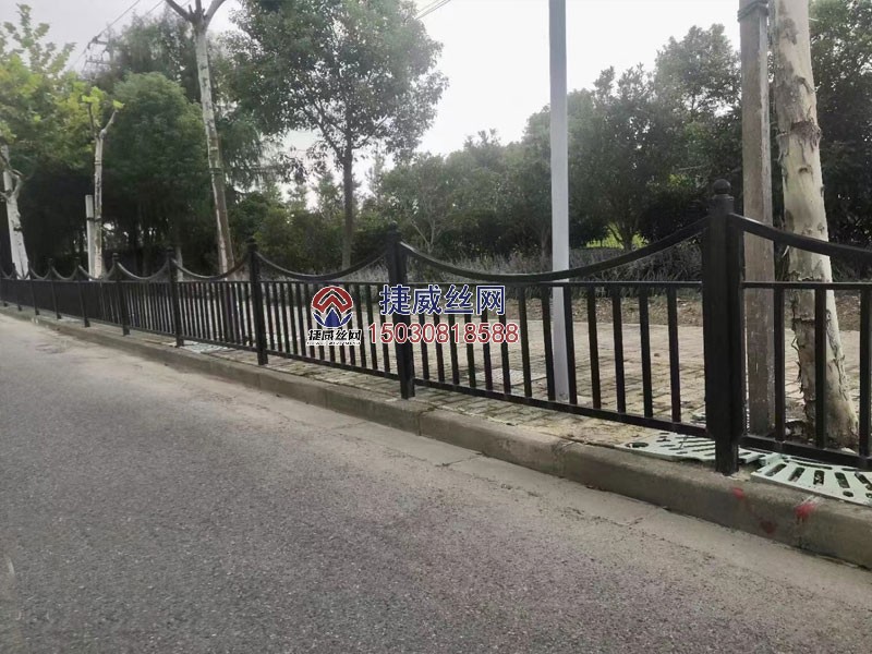 铁艺市政护栏网